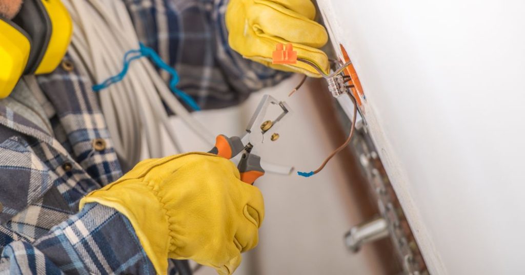 Consertos e manutenções elétricas em Recife